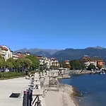 Апартаменты Easy Baveno, 100m Dal Lago, Free Wifi Бавено