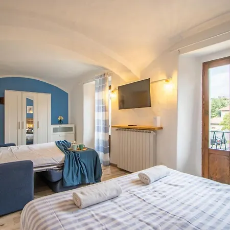Easy 100m Dal Lago. Netflix E Wi-fi * Baveno