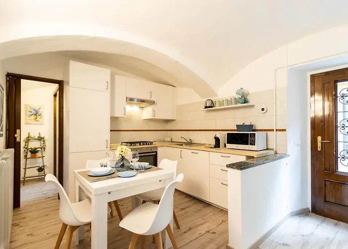 아파트 Easy Baveno, 100m Dal Lago, Free Wifi *