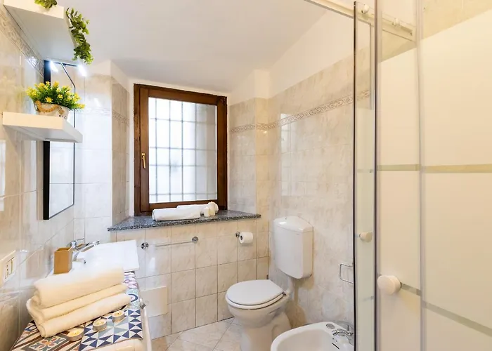 Easy Baveno, 100m Dal Lago, Free Wifi 바메노